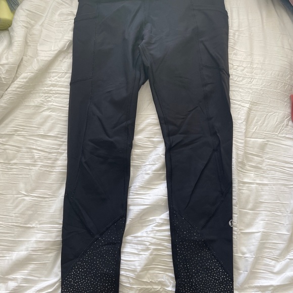 Lululemon reflective leggings - Picture 2 of 4